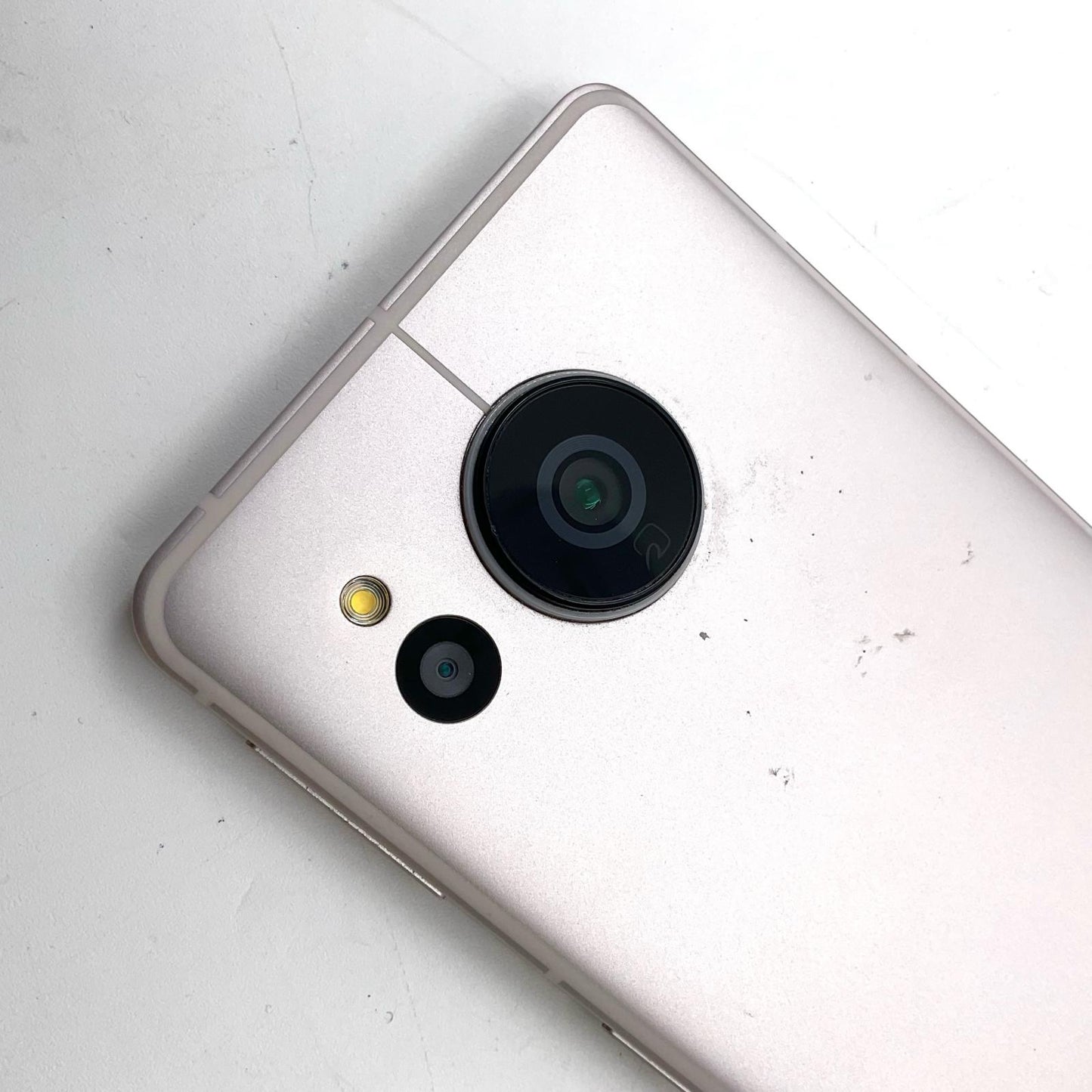 【最速発送】 AQUOS sense7 128GB ピンク系 au SIMフリー SHG10【難有】