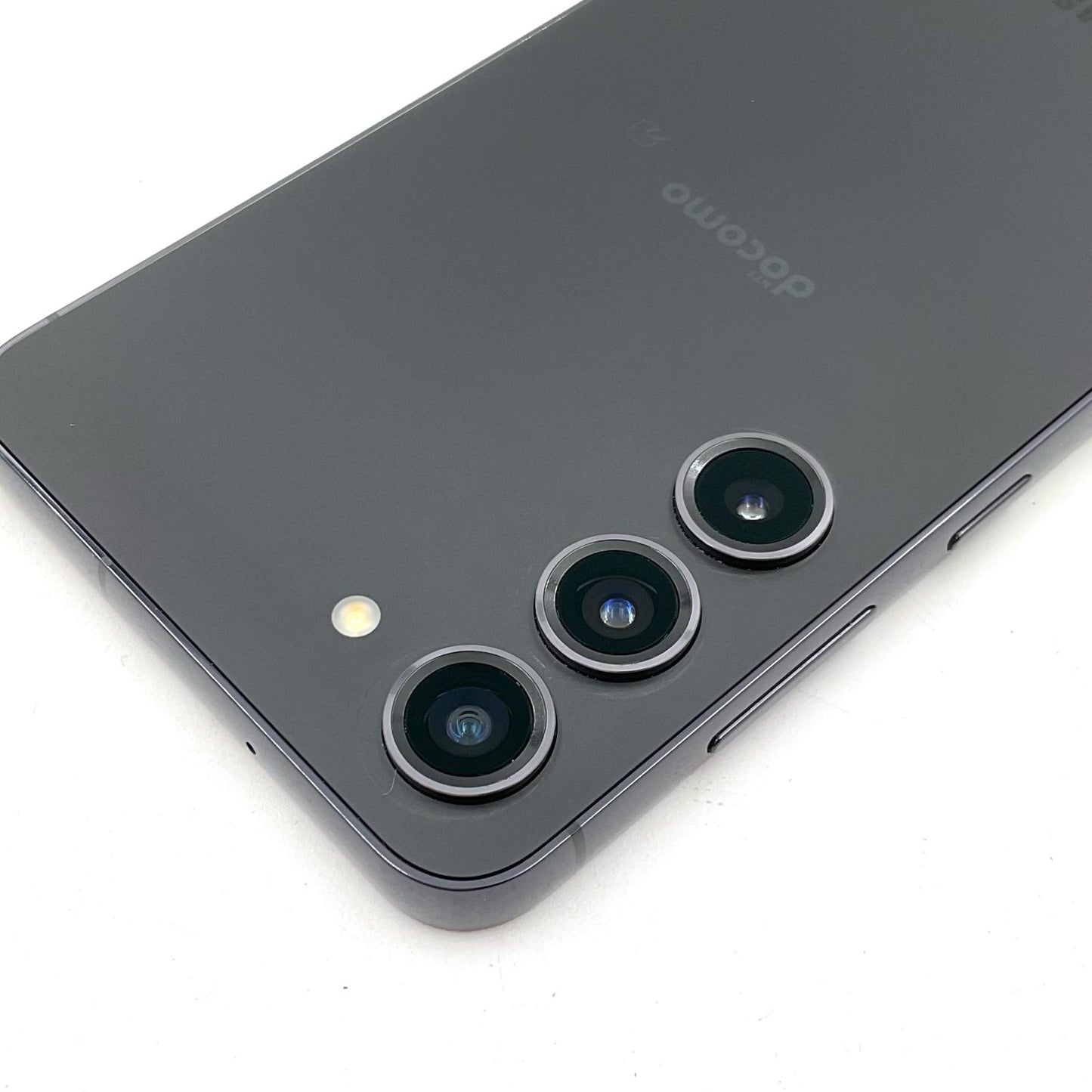 【全額返金保証】【最速発送】 Galaxy S23 256GB ブラック系 docomo SIMフリー SC-51D 白ロム 動作確認済