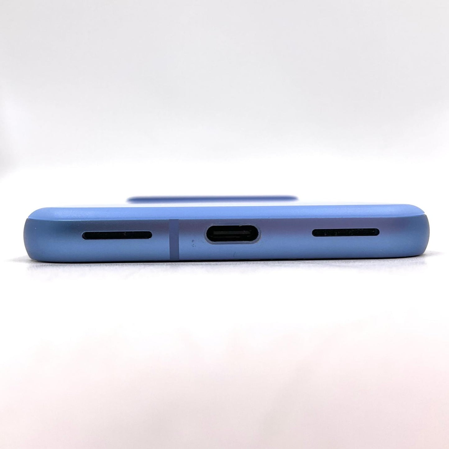 【最速発送】 Google Pixel 8a 128GB ブルー系 docomo SIMフリー Pixel 8a 白ロム【難有】
