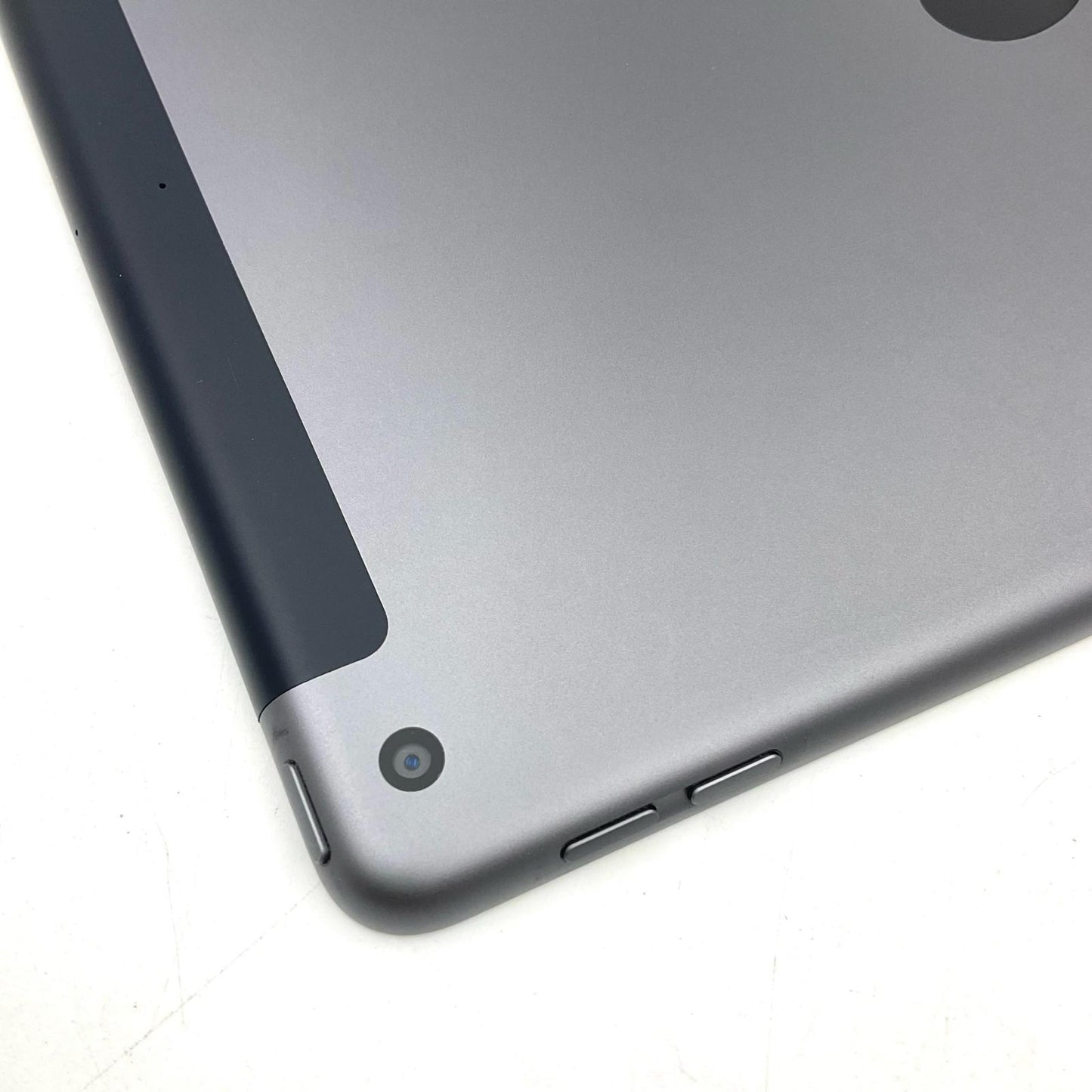 【最速発送】Apple iPad iPad 9 Wi-Fi + Cellular 64GB Space Gray au SIMフリー 白ロム【難有】