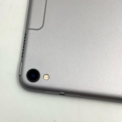 【最速発送】Apple iPad iPad Pro 10.5インチ Wi-Fi + Cellular 64GB Space Gray softbank 白ロム【難有】