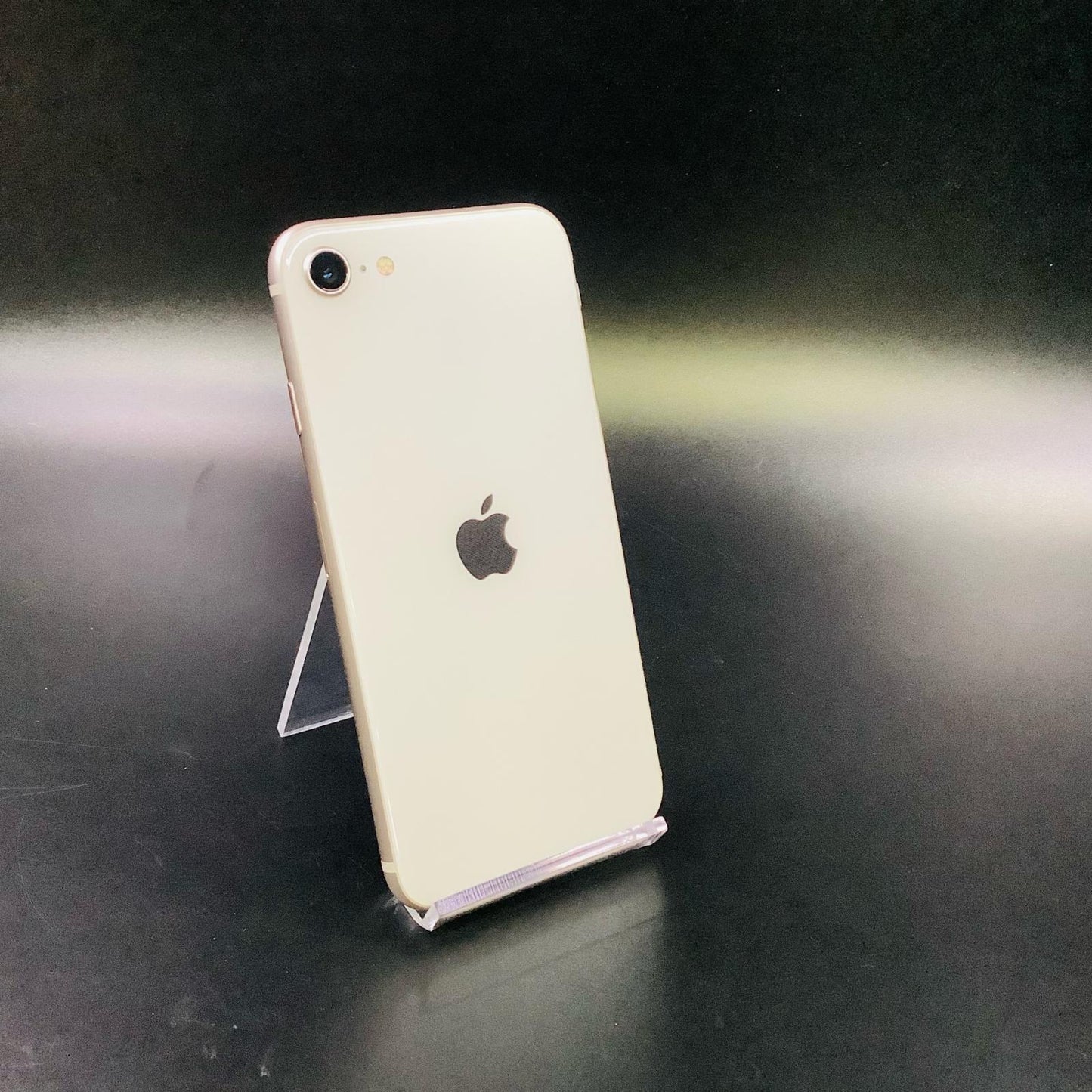 【全額返金保証】【最速発送】Apple iPhone iPhone SE (第3世代) 64GB Starlight au SIMフリー 白ロム 動作確認済 86%