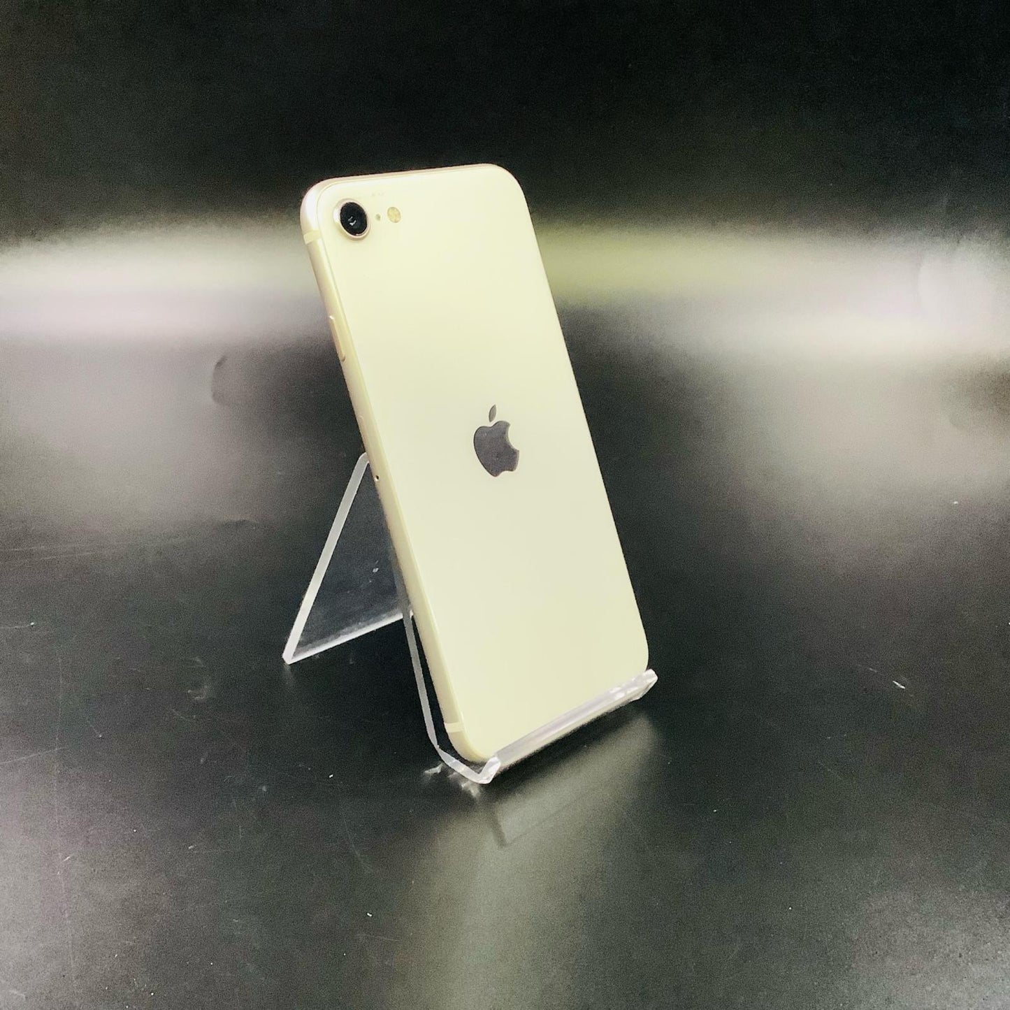 【全額返金保証】【最速発送】Apple iPhone iPhone SE (第3世代) 64GB Starlight au SIMフリー 白ロム 動作確認済 86%