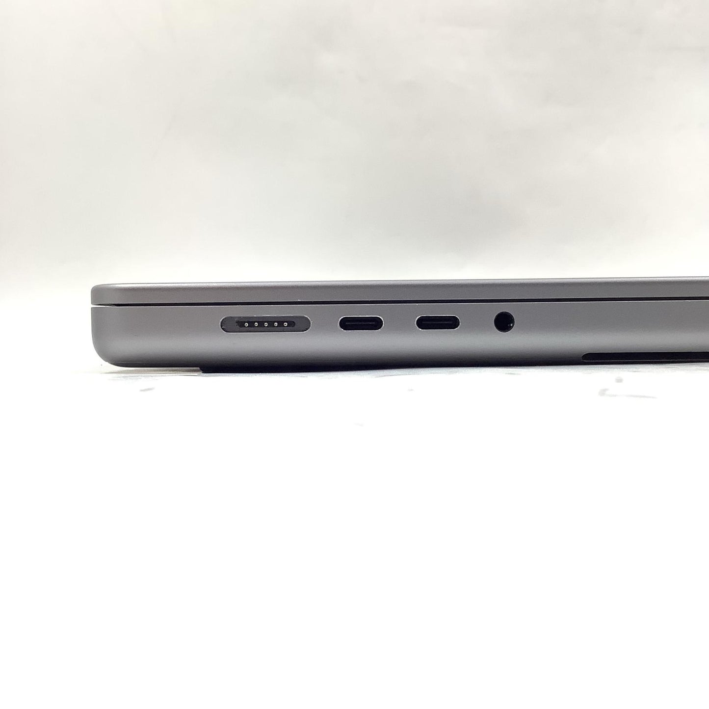 【全額返金保証】【最速発送】Apple MacBook Pro 16インチ 2021 Apple M1 Max 64GB 1TB 美品 動作確認済