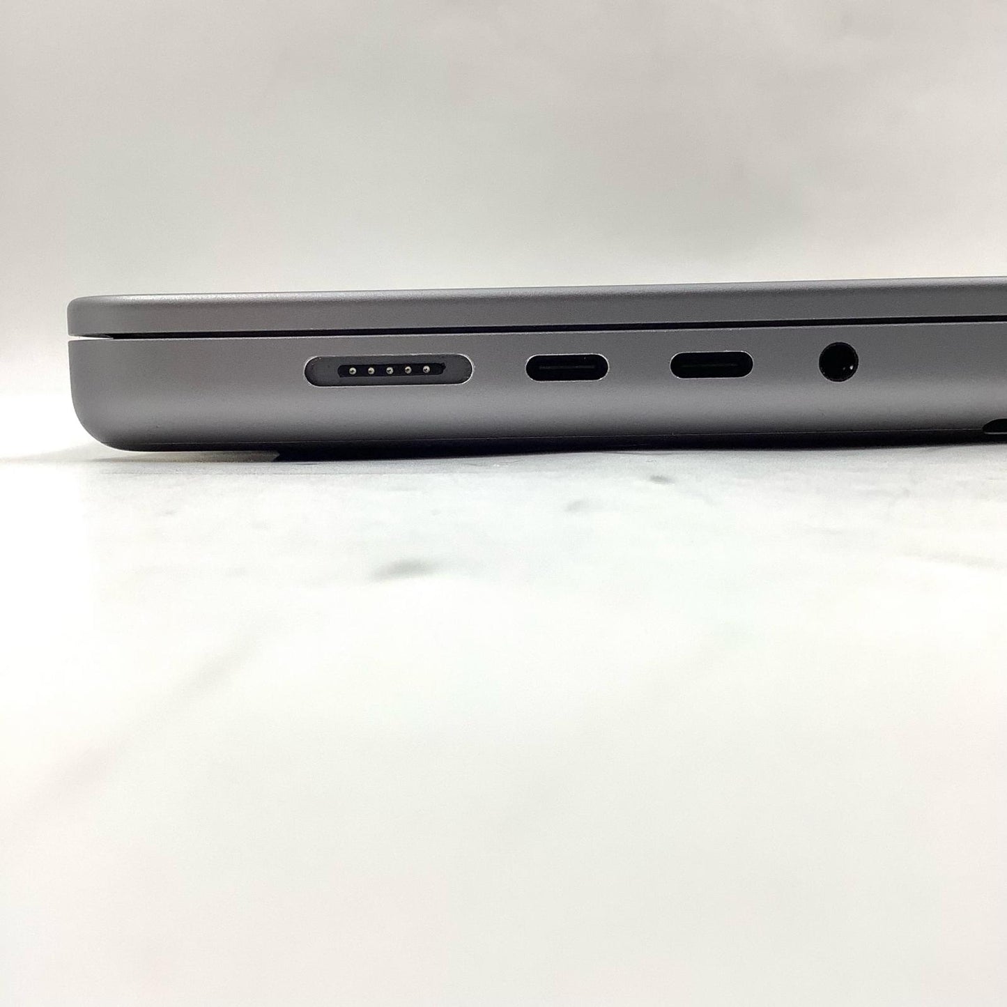 【全額返金保証】【最速発送】Apple MacBook Pro 16インチ 2021 Apple M1 Max 64GB 1TB 動作確認済