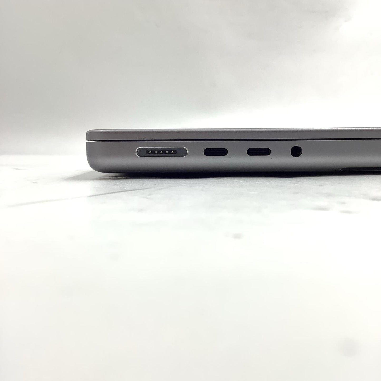 【全額返金保証】【最速発送】Apple MacBook Pro 14インチ 2021 Apple M1 Pro 32GB 1TB 動作確認済