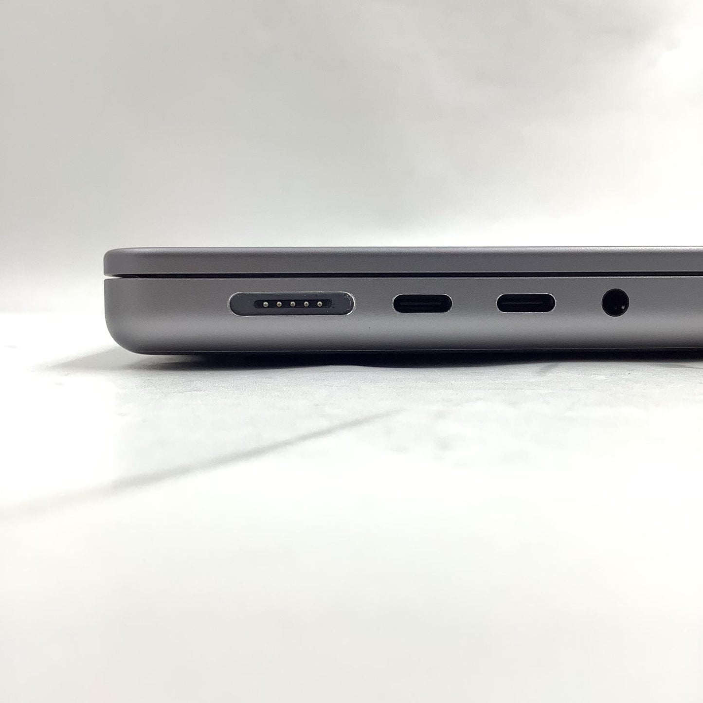 【全額返金保証】【最速発送】Apple MacBook Pro 14インチ 2021 Apple M1 Pro 32GB 1TB 動作確認済