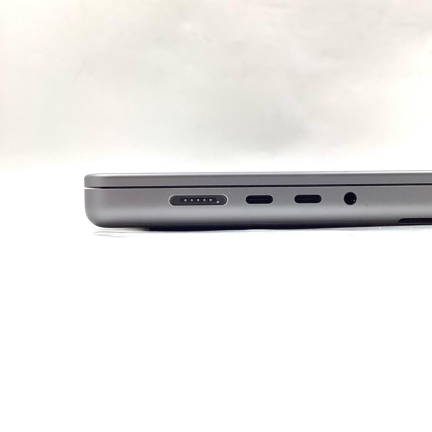 【全額返金保証】【最速発送】Apple MacBook Pro 16インチ 2021 Apple M1 Pro 32GB 1TB 美品 動作確認済