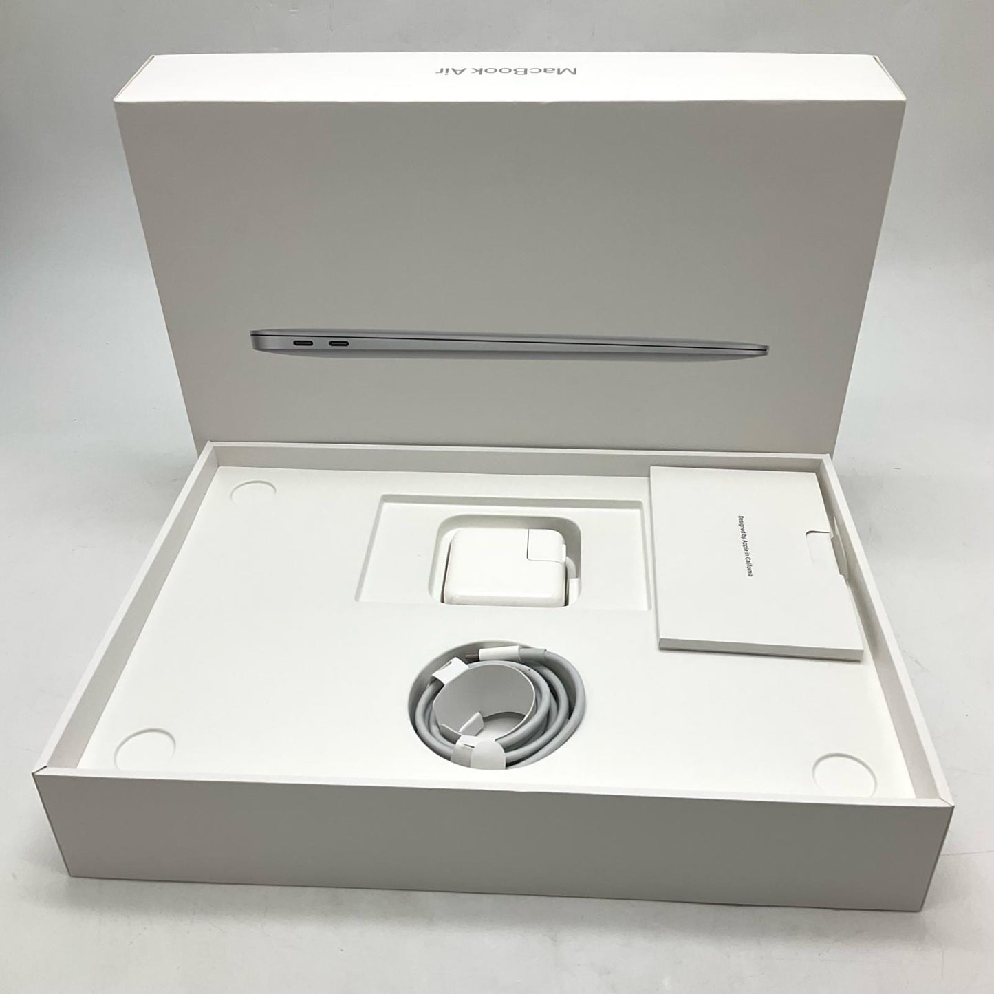【全額返金保証】【最速発送】Apple MacBook Air 13インチ 2020 Apple M1 16GB 512GB シルバー 94% 美品 動作確認済
