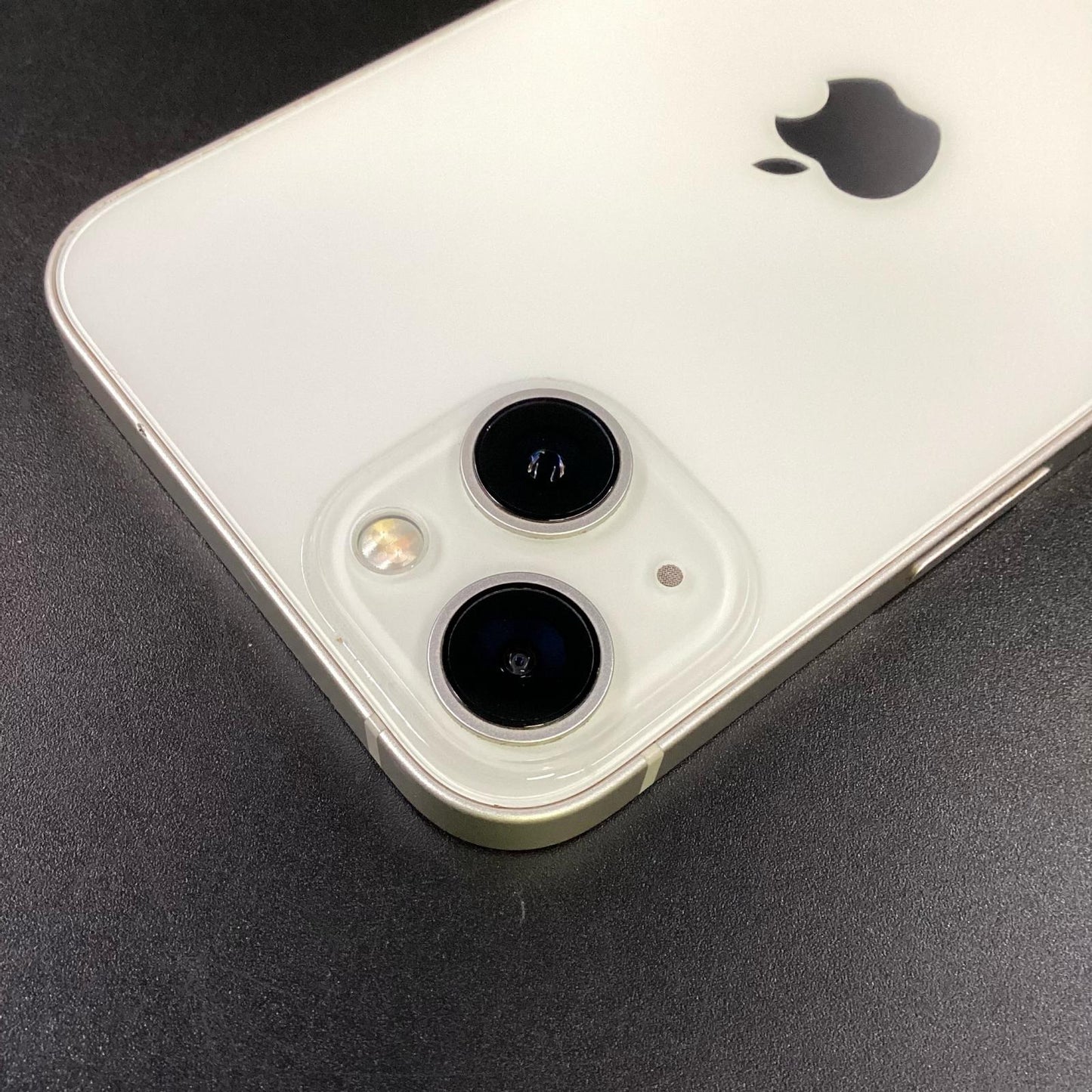 【全額返金保証】【最速発送】Apple iPhone iPhone 13 128GB ホワイト Softbank SIMフリー 白ロム 動作確認済 80%