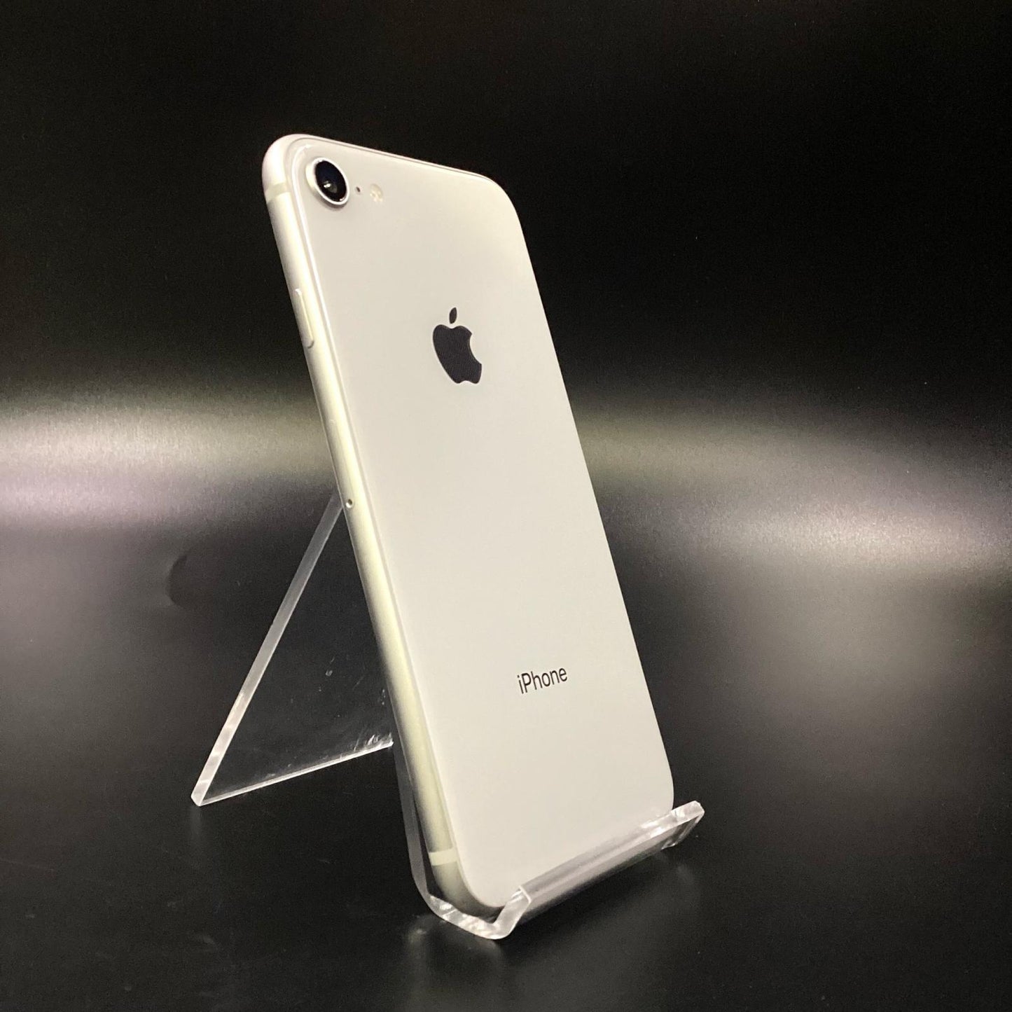 【最速発送】Apple iPhone iPhone 8 64GB シルバー au 白ロム【難有】 76%
