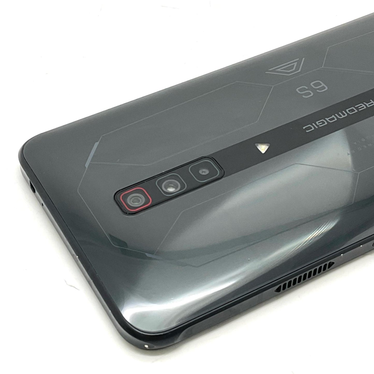 【最速発送】Nubia Technology REDMAGIC 6S Pro 128GB サイボーグ SIMフリー 白ロム【難有】