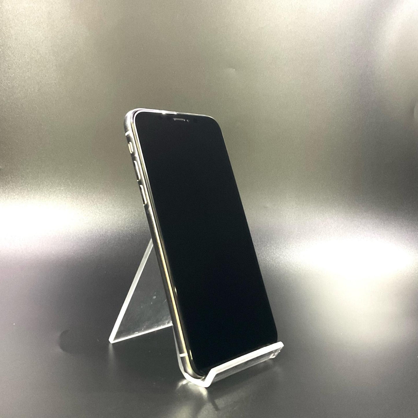 【最速発送】Apple iPhone iPhone X 64GB シルバー docomo 白ロム【難有】 88%