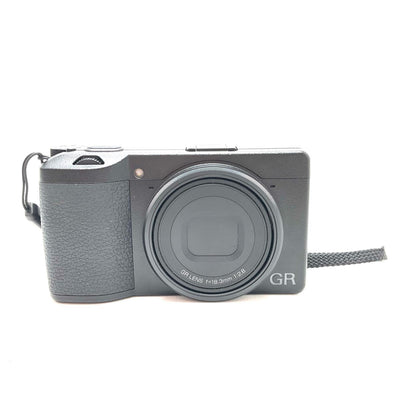 【全額返金保証】【最速発送】RICOH コンパクトデジタルカメラ GR III 美品 動作確認済