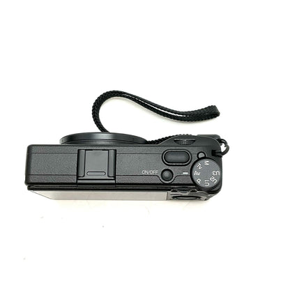 【全額返金保証】【最速発送】RICOH コンパクトデジタルカメラ GR III 美品 動作確認済