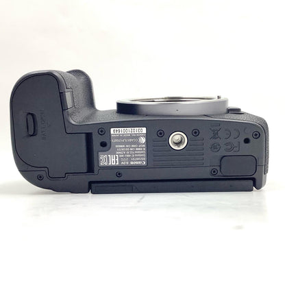 【全額返金保証】【最速発送】Canon デジタル一眼 EOS R ボディ 美品 動作確認済