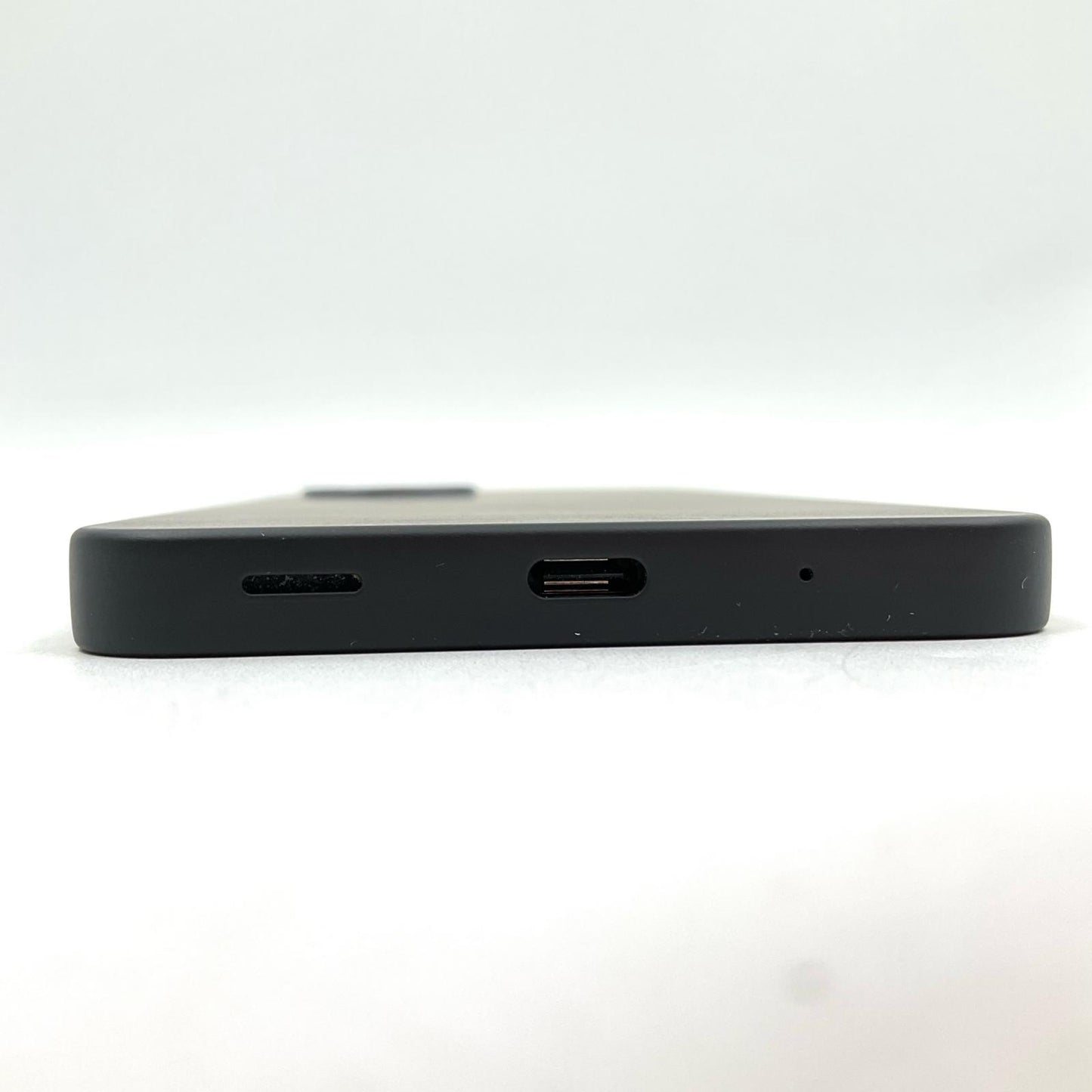 【全額返金保証】【最速発送】SHARP AQUOS wish5 64GB SIMフリー SH-52F 白ロム 超美品 動作確認済