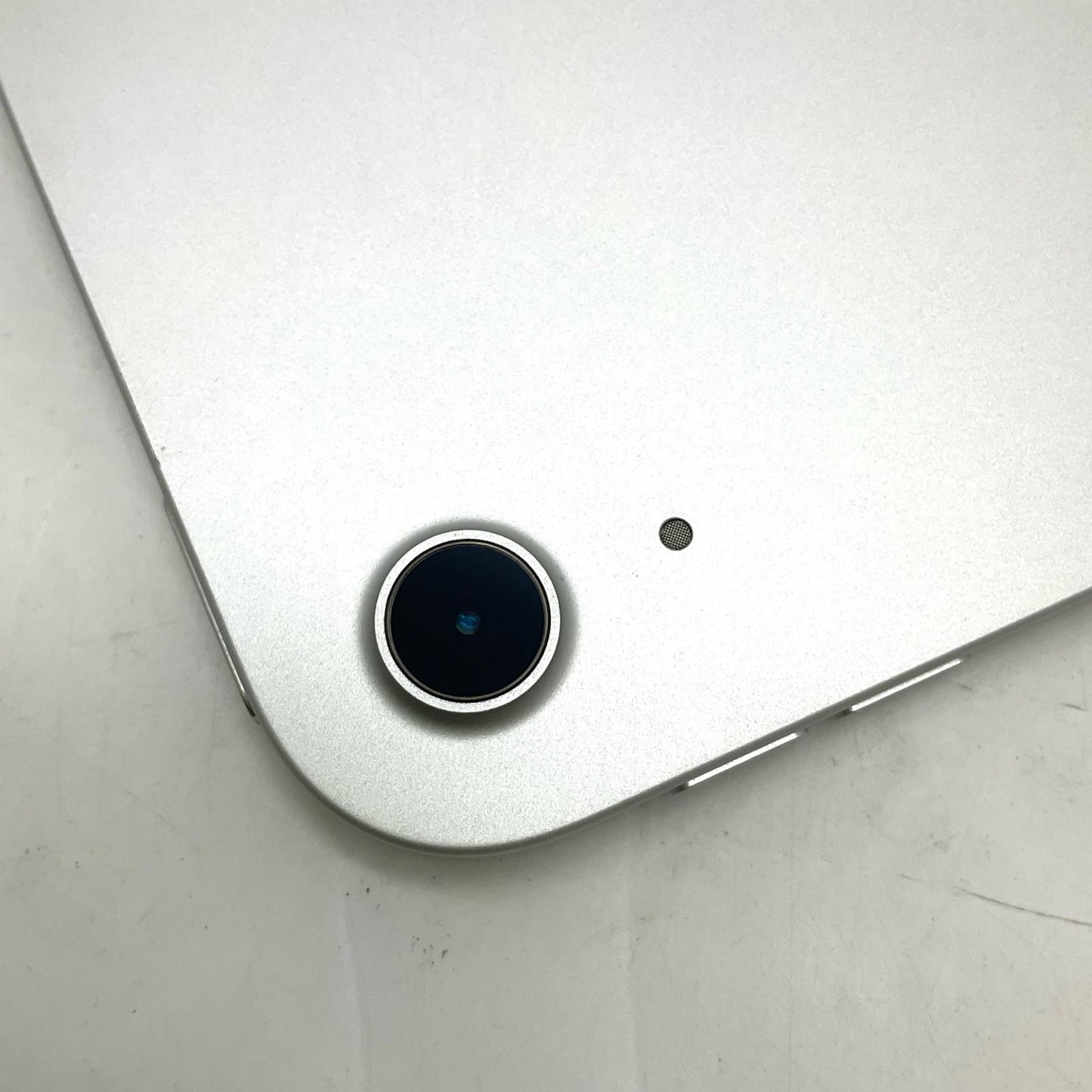 【全額返金保証】【最速発送】Apple iPad iPad 10.9インチ 第10世代 64GB シルバー Wi-Fi 美品 動作確認済