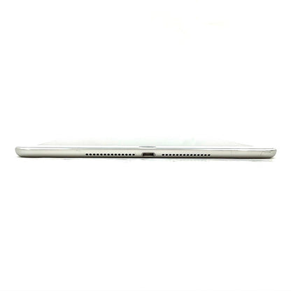 【全額返金保証】【最速発送】Apple iPad Air 9.7インチ 第2世代 32GB シルバー Wi-Fi 美品 動作確認済
