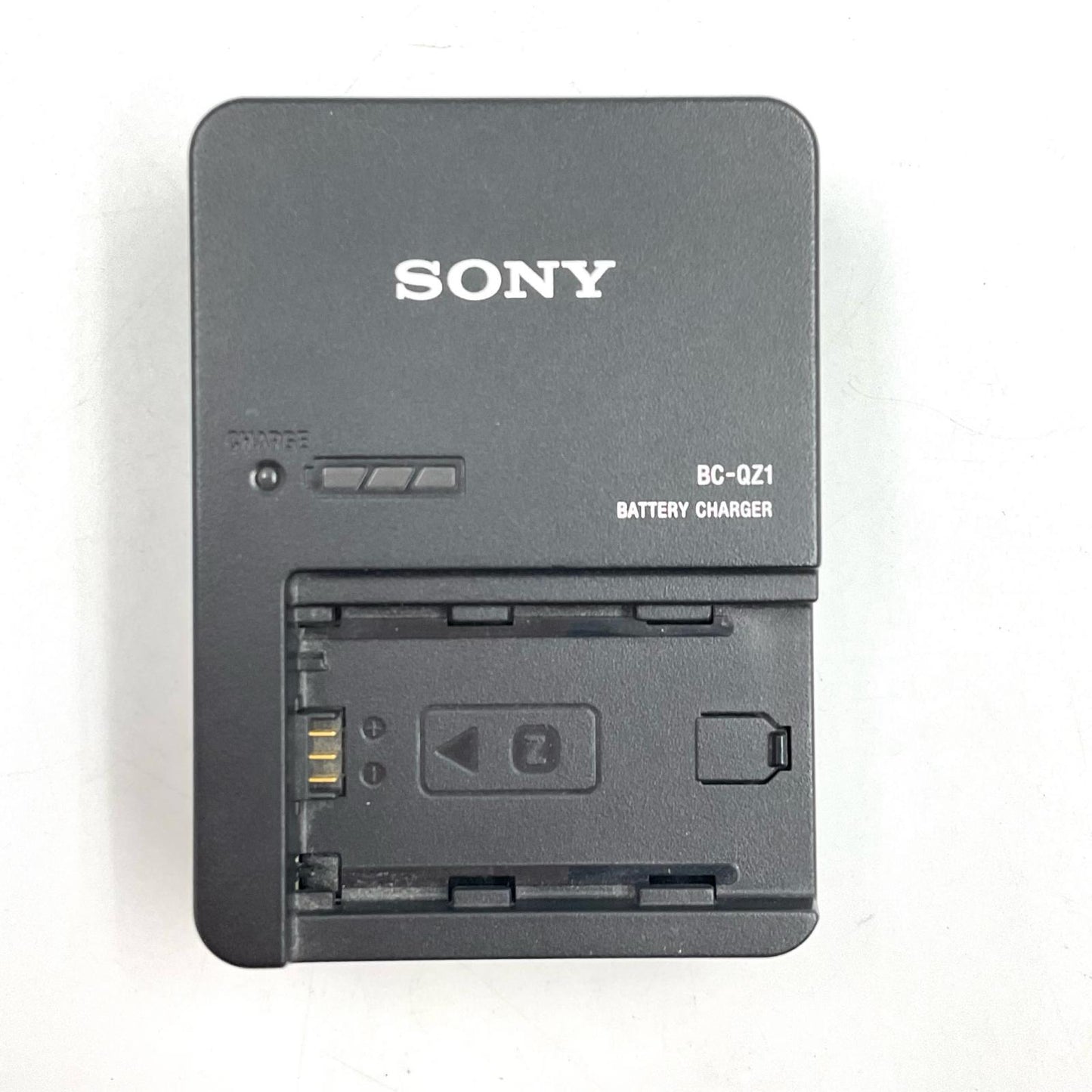 【全額返金保証】【最速発送】Sony BC-QZ1 美品 動作確認済