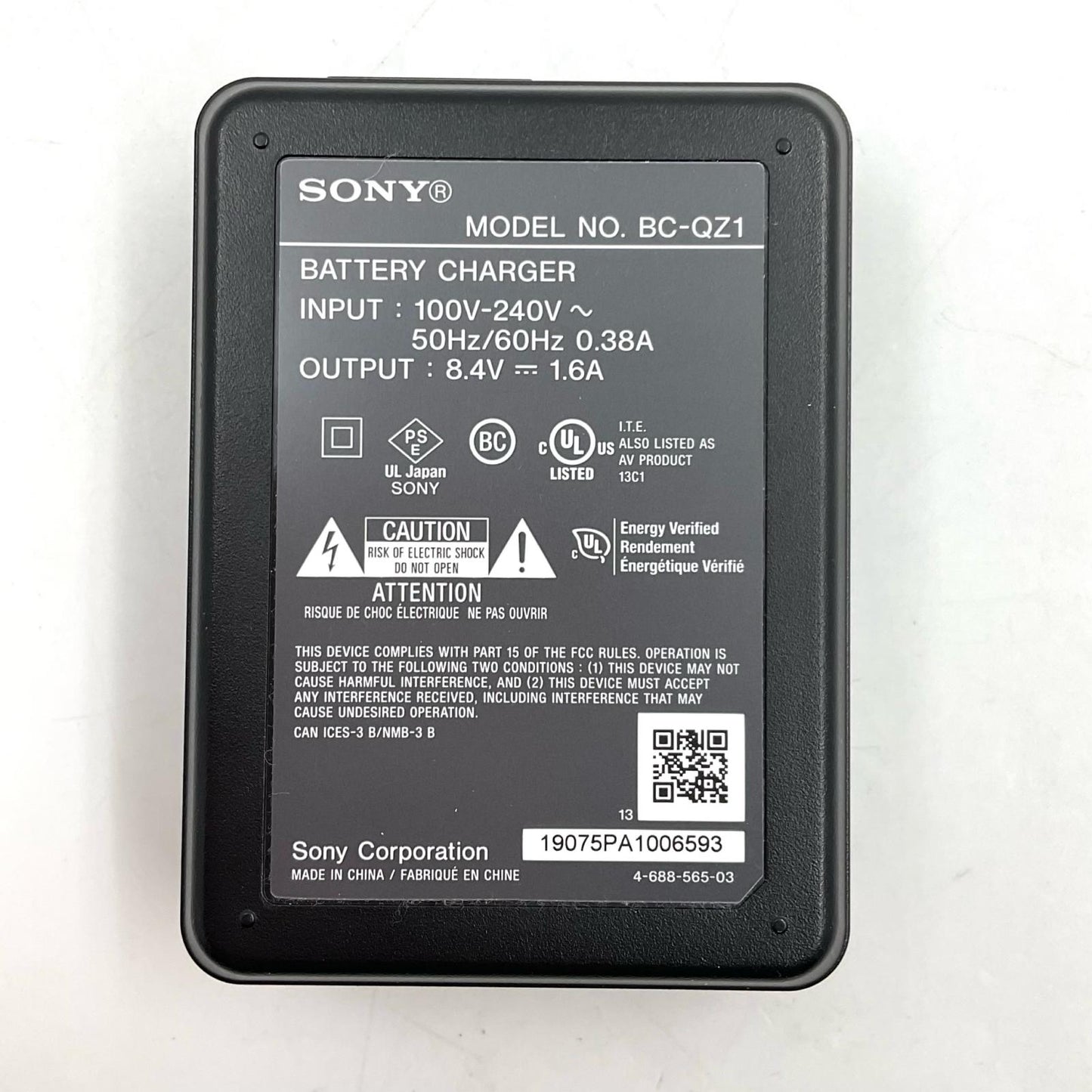 【全額返金保証】【最速発送】Sony BC-QZ1 美品 動作確認済