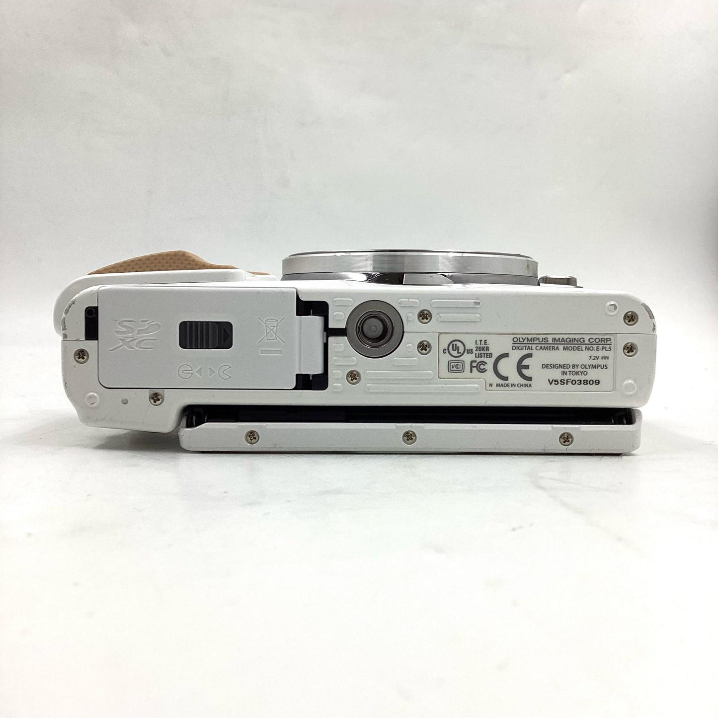 【最速発送】OLYMPUS デジタル一眼 PEN Lite E-PL5 ホワイト【難有】