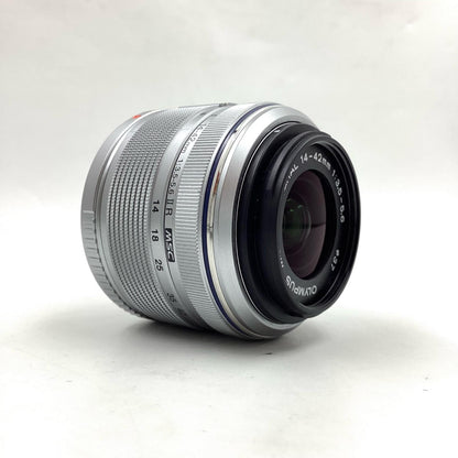 【全額返金保証】【最速発送】OLYMPUS M.ZUIKO DIGITAL 14-42mm F3.5-5.6 II R [シルバー] 美品 動作確認済
