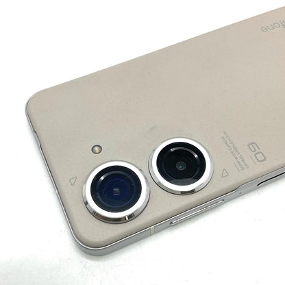 【最速発送】ASUS Zenfone9 128GB ムーンライトホワイト 白ロム【難有】