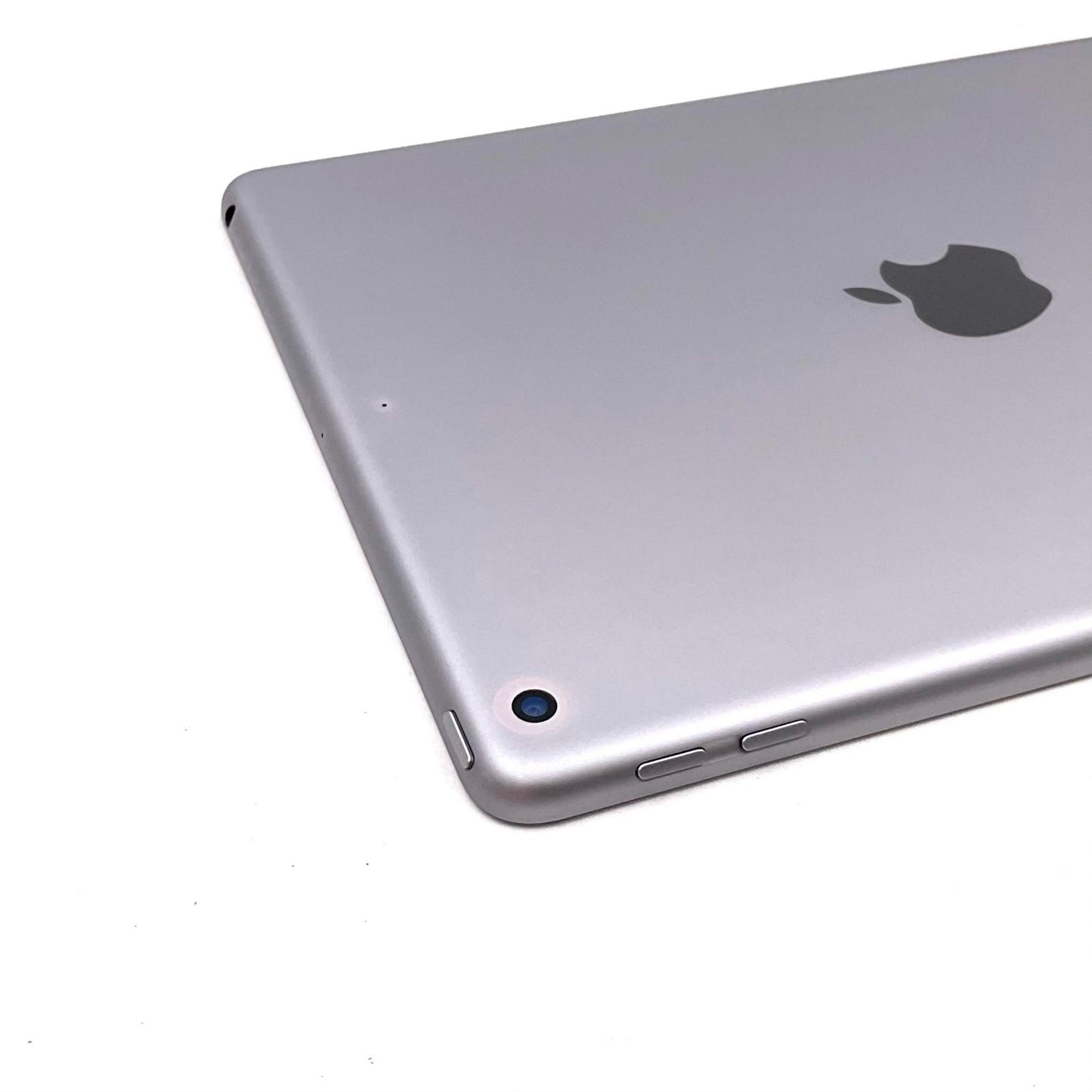 【全額返金保証】【最速発送】Apple iPad iPad 9.7インチ 第6世代 32GB スペースグレイ Wi-Fi 美品 動作確認済