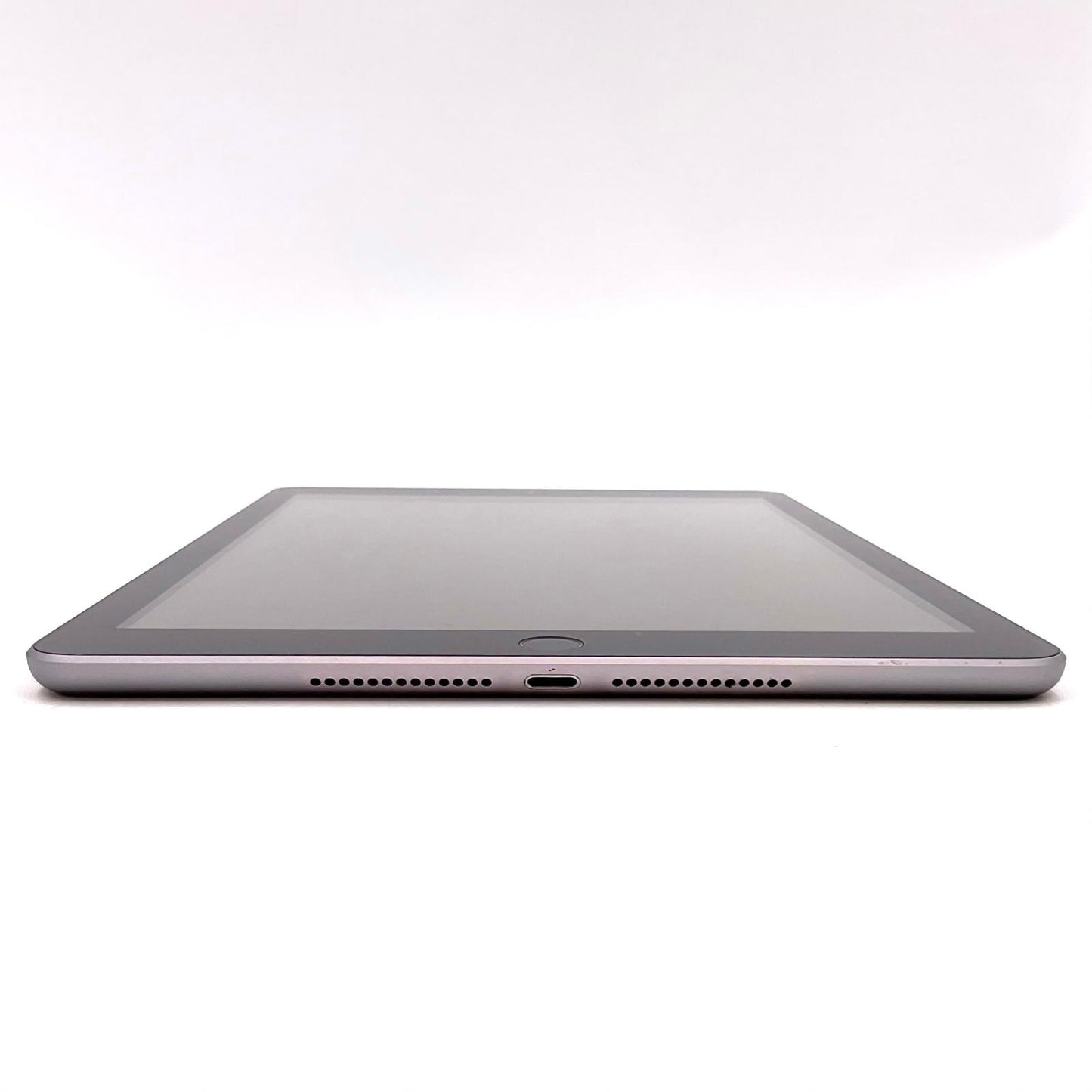 【全額返金保証】【最速発送】Apple iPad iPad 9.7インチ 第6世代 32GB スペースグレイ Wi-Fi 美品 動作確認済