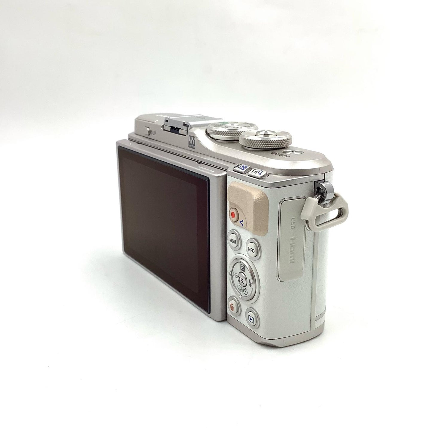 【全額返金保証】【最速発送】OLYMPUS デジタル一眼 PEN E-PL9 ボディ [ホワイト] 美品 動作確認済