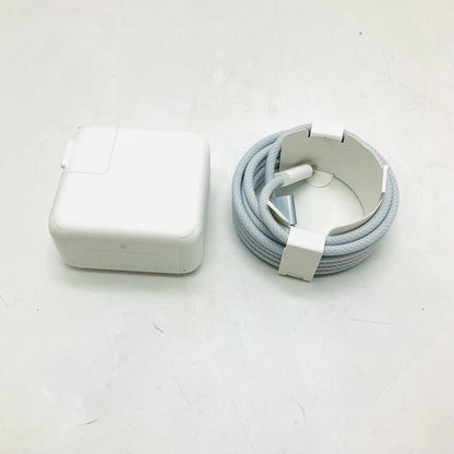【全額返金保証】【最速発送】Apple MacBook Air 13.6インチ 2022 Apple M2 8GB 256GB シルバー 99% 動作確認済