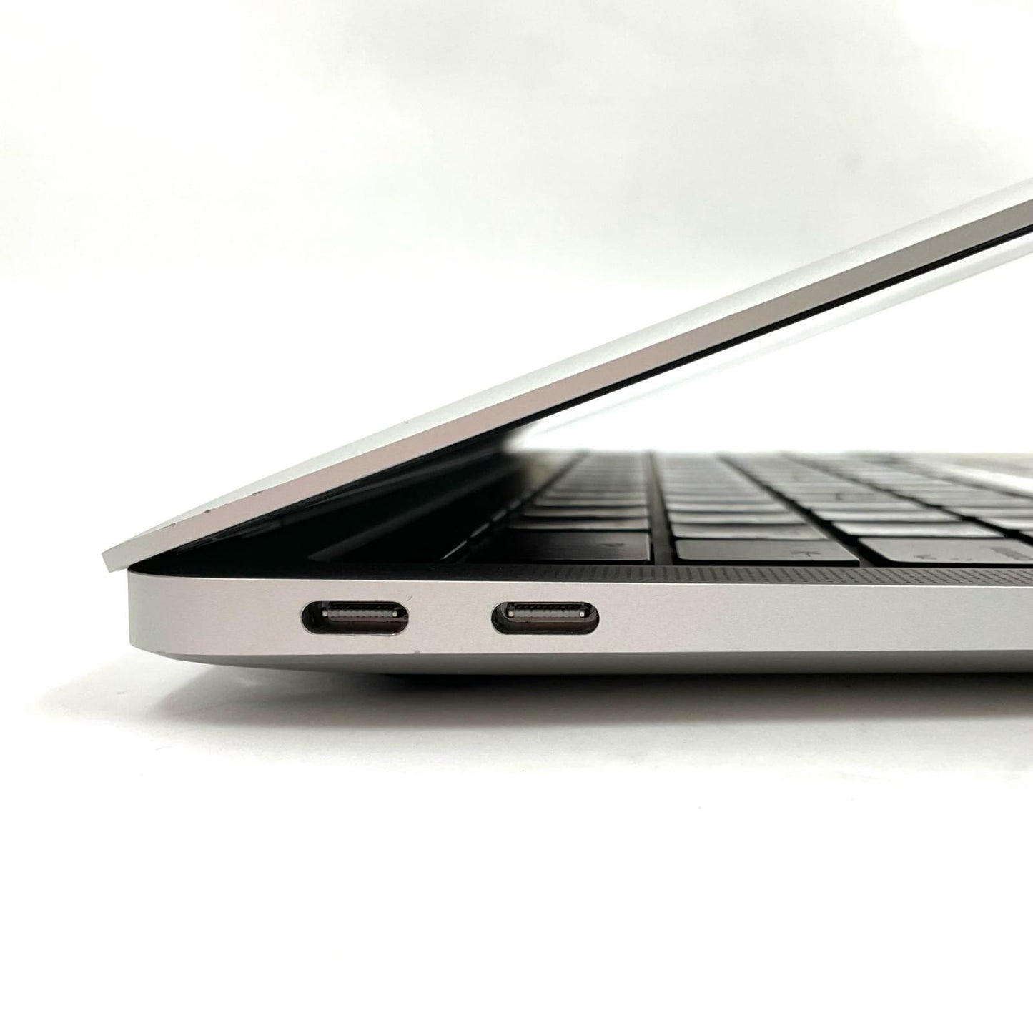 【全額返金保証】【最速発送】Apple MacBook Air 13インチ 2020 Apple M1 16GB 256GB シルバー 90% 美品 動作確認済