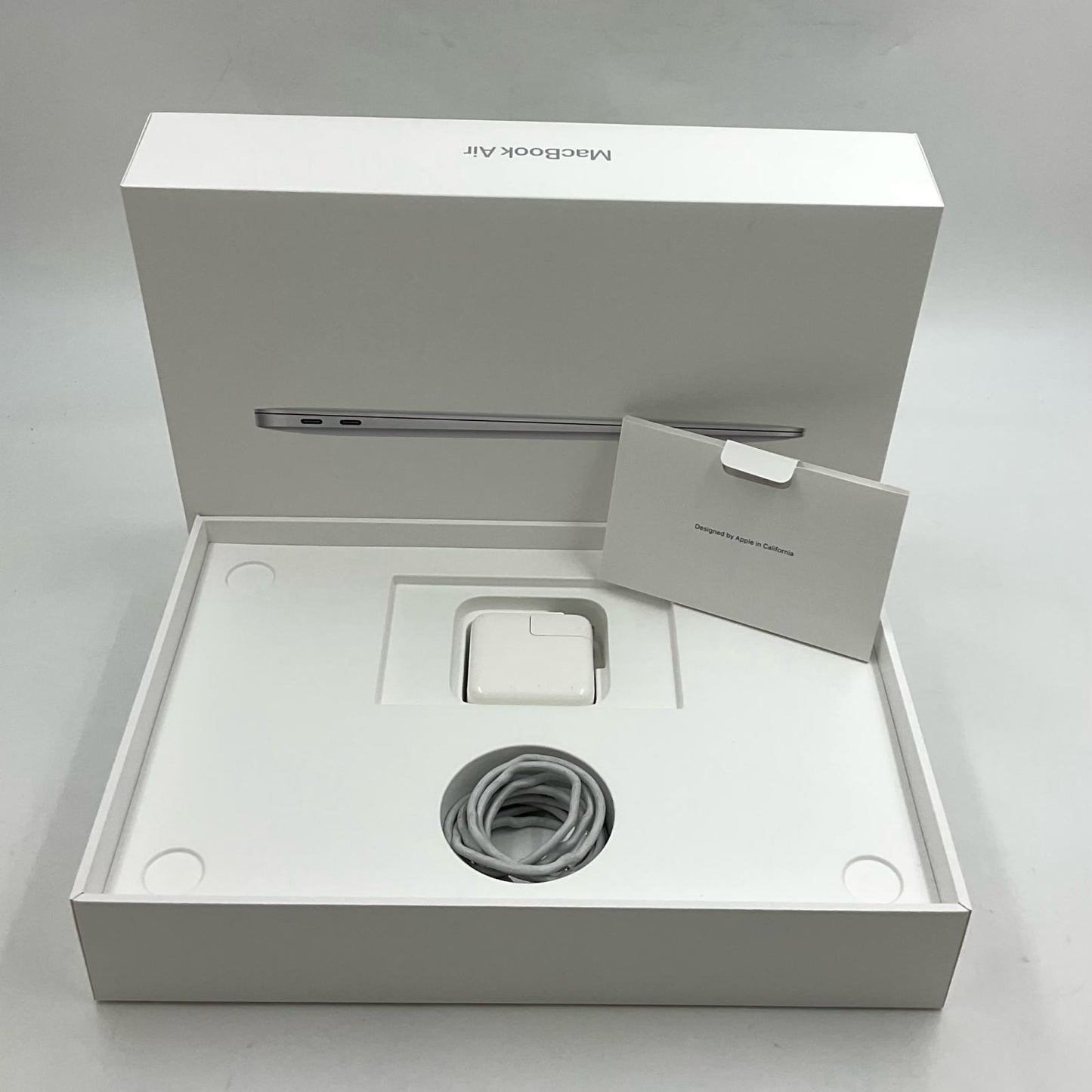 【全額返金保証】【最速発送】Apple MacBook Air 13インチ 2020 Apple M1 16GB 256GB シルバー 90% 美品 動作確認済