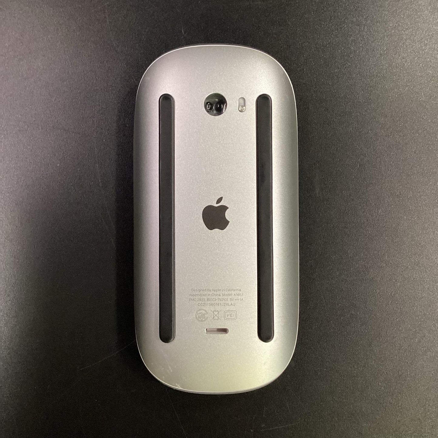 【全額返金保証】【最速発送】Apple Magic Mouse MLA02J/A 美品 動作確認済