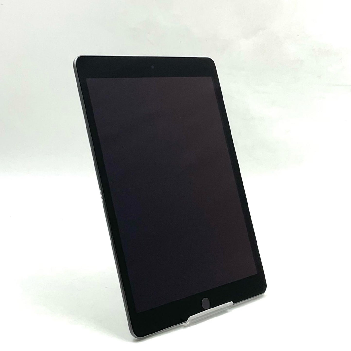 【全額返金保証】【最速発送】Apple iPad iPad 10.2インチ 第9世代 64GB スペースグレイ WiFi+Cellular au SIMフリー 白ロム 美品 動作確認済
