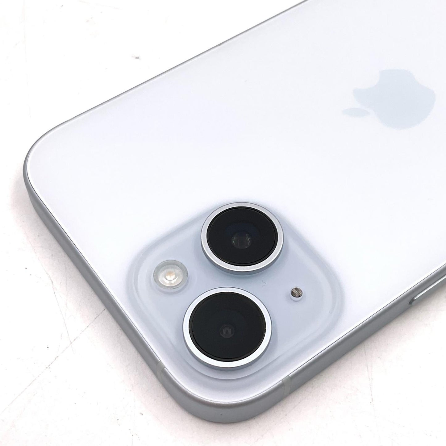 【全額返金保証】【最速発送】Apple iPhone iPhone 15 128GB ブルー au 美品 動作確認済 82%