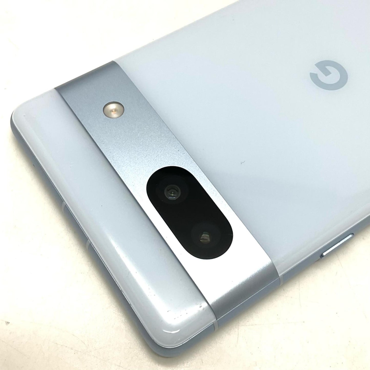 【全額返金保証】【最速発送】Google Pixel 7a 128GB Sea au G82U8 白ロム 美品 動作確認済