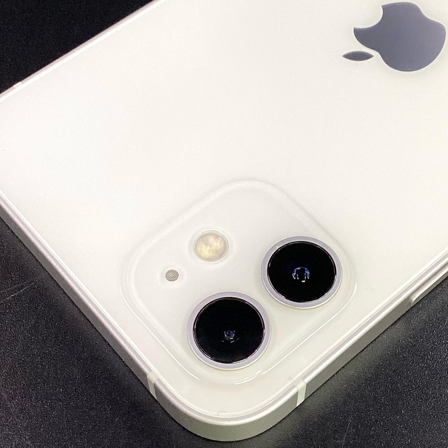 【全額返金保証】【最速発送】Apple iPhone iPhone 12 128GB ホワイト au 白ロム 美品 動作確認済 82%