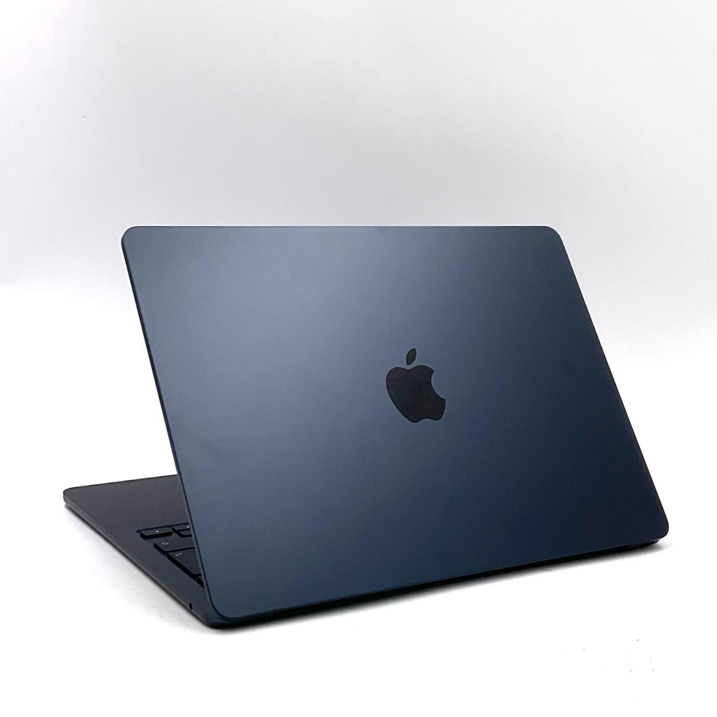 【全額返金保証】【最速発送】Apple MacBook Air 13インチ 2022 Apple M2 8GB 256GB ミッドナイト 100% 美品 動作確認済