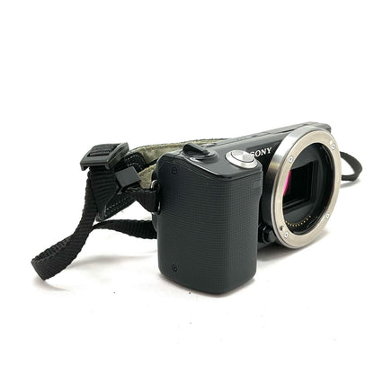 【全額返金保証】【最速発送】Sony デジタル一眼 NEX-5 ブラック 美品 動作確認済