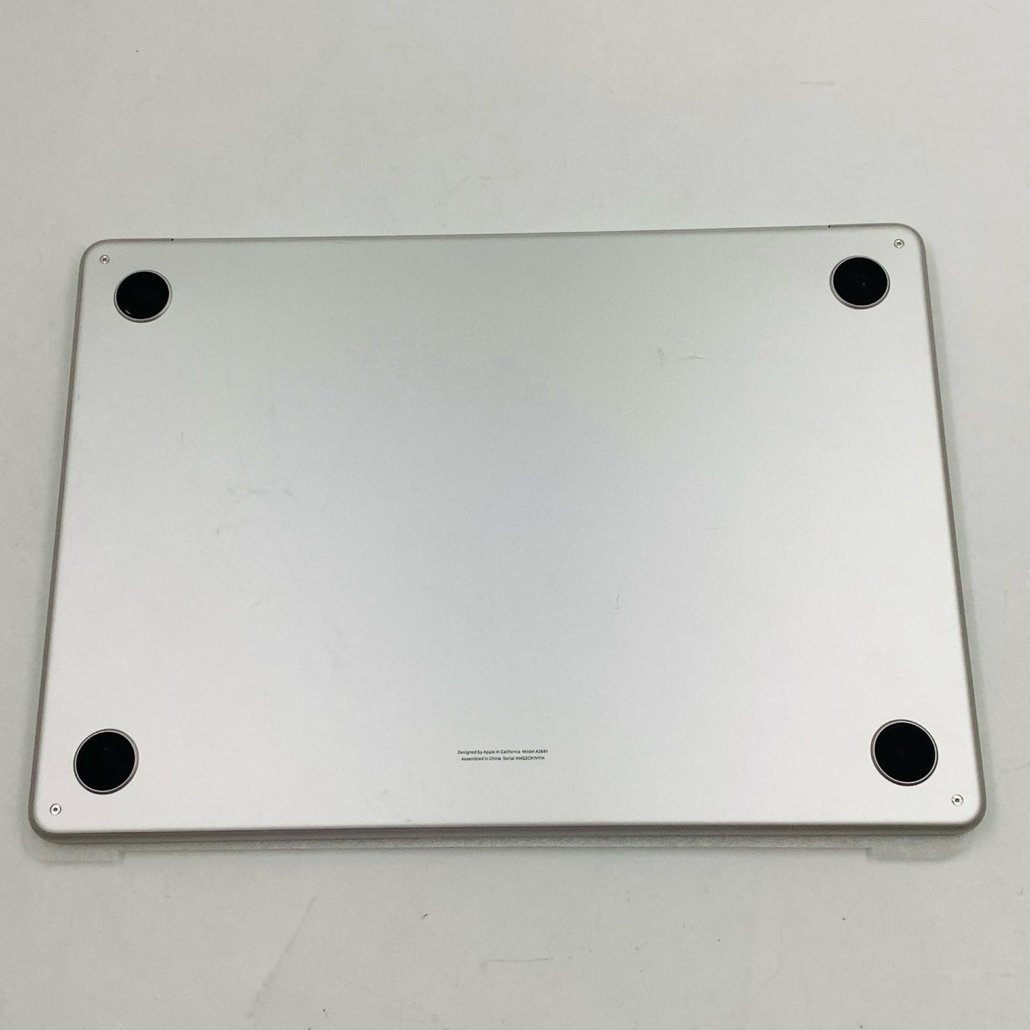 【全額返金保証】【最速発送】Apple MacBook Air 13.6インチ 2022 Apple M2 8GB 512GB シルバー 87.4% 美品 動作確認済