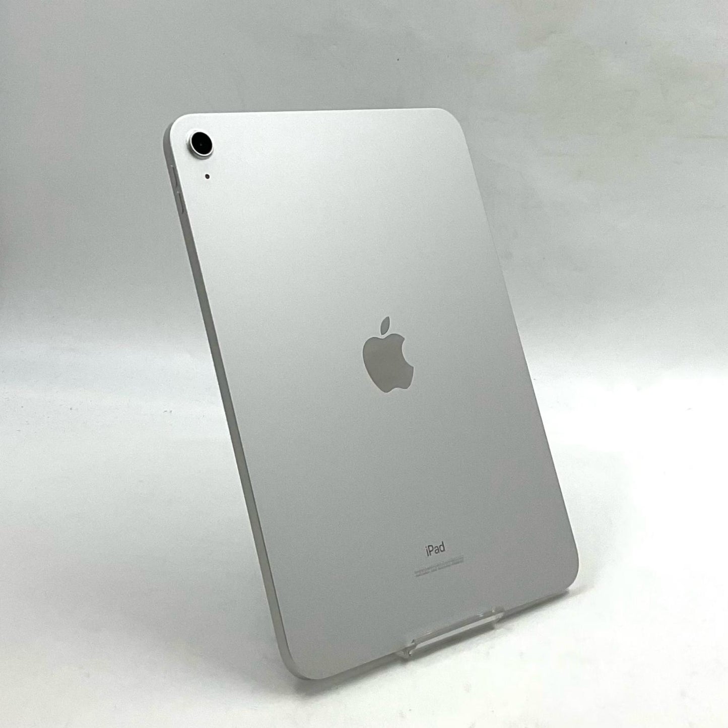 【全額返金保証】【最速発送】Apple iPad iPad 10.9インチ 第10世代 64GB シルバー Wi-Fi 美品 動作確認済