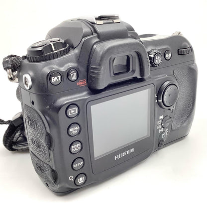 【最速発送】FUJIFILM デジタル一眼 FinePix S5 Pro ボディ ブラック【難有】