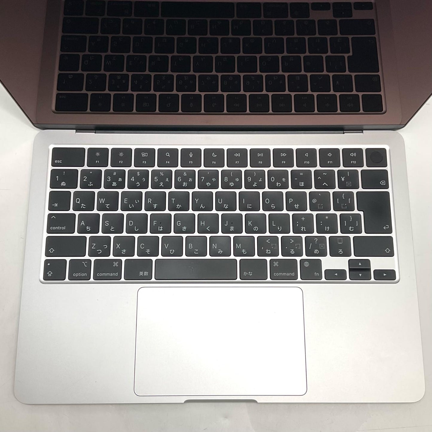 【全額返金保証】【最速発送】Apple MacBook Air 13インチ 2022 Apple M2 8GB 256GB シルバー 100% 超美品 動作確認済