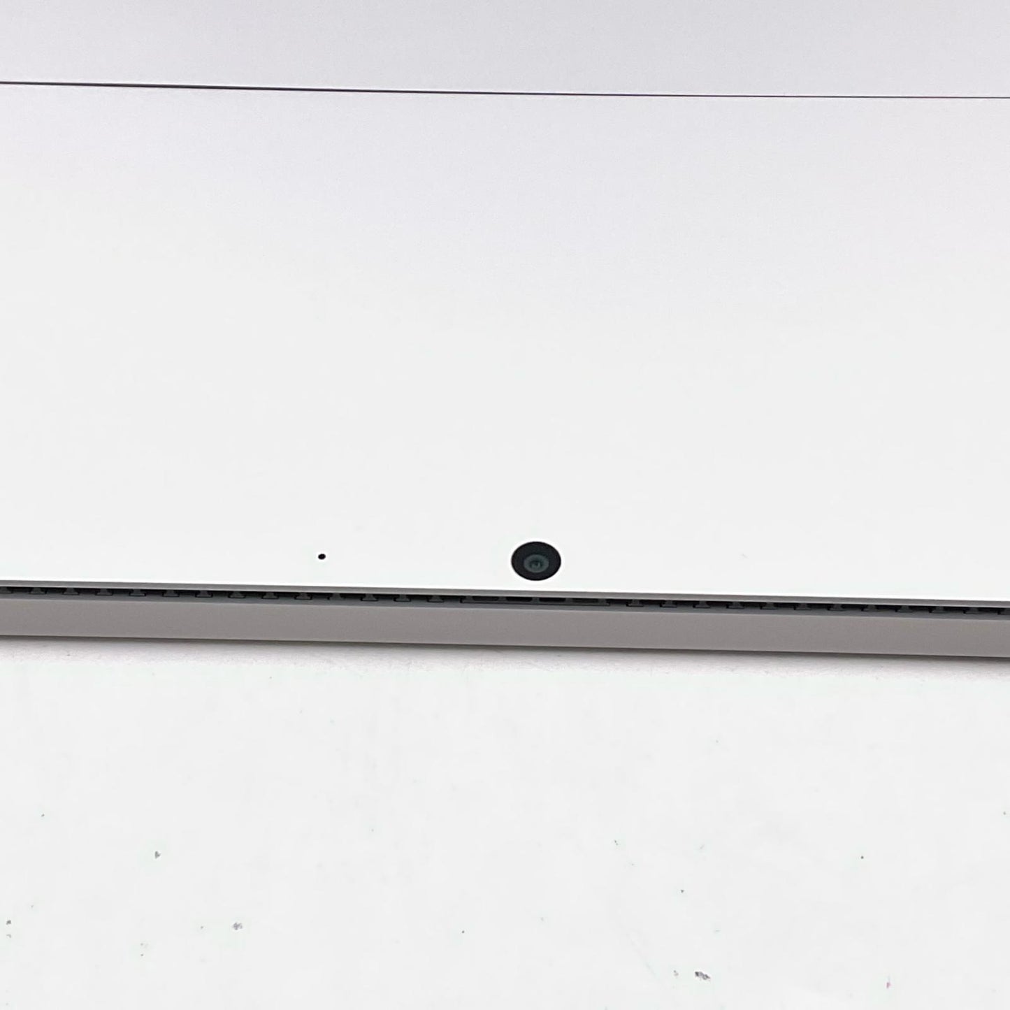 【全額返金保証】【最速発送】Microsoft Surface Pro 8 8PQ-00010 i5-1135G7 8GB M.2 SSD 256GB 92.9% 美品 動作確認済