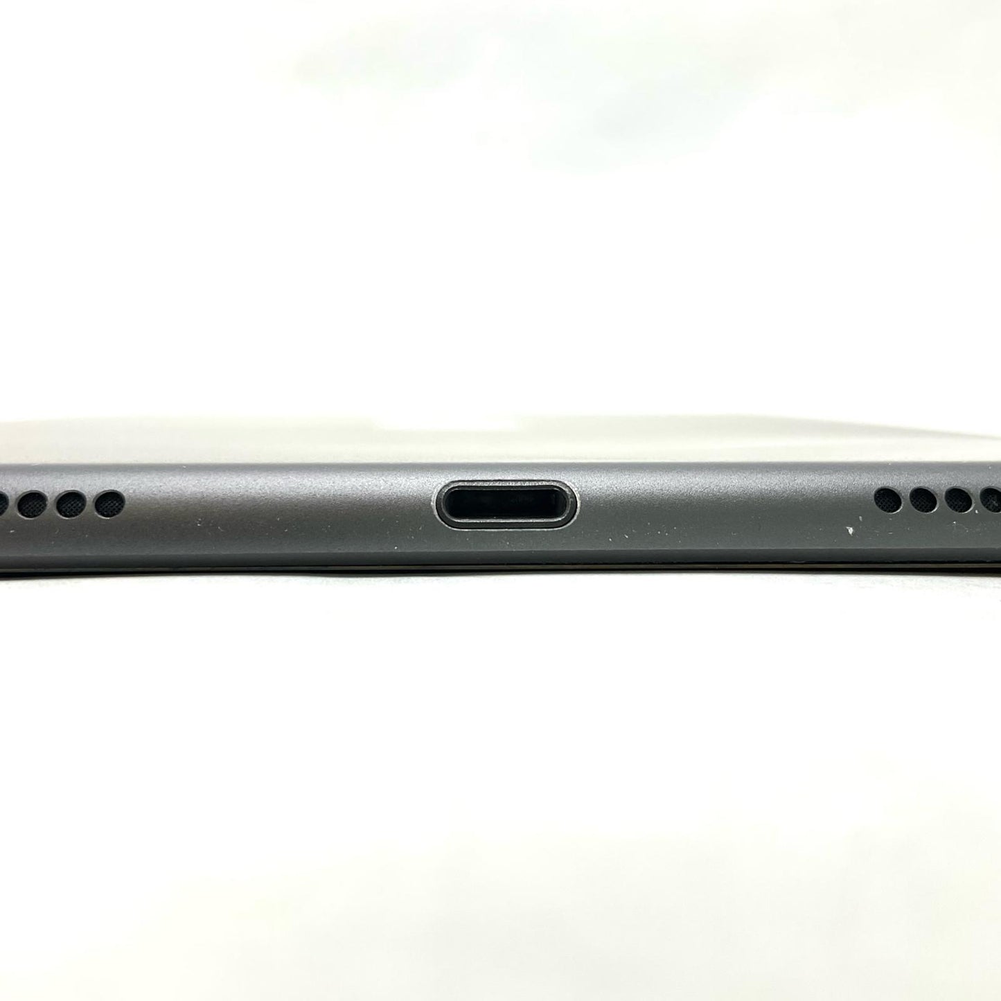 【最速発送】Apple iPad Air 10.5インチ 第3世代 64GB スペースグレイ Wi-Fi【難有】