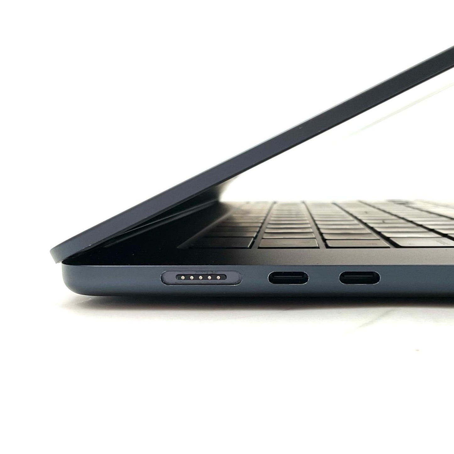 【全額返金保証】【最速発送】Apple MacBook Air 15.3インチ 2023 Apple M2 8GB 256GB ミッドナイト 100% 美品 動作確認済