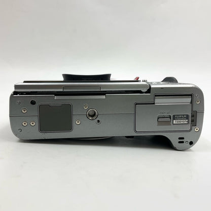 【全額返金保証】【最速発送】FUJIFILM デジタル一眼 X-T2 ボディ グラファイトシルバーエディション X-T2-GS 美品 動作確認済