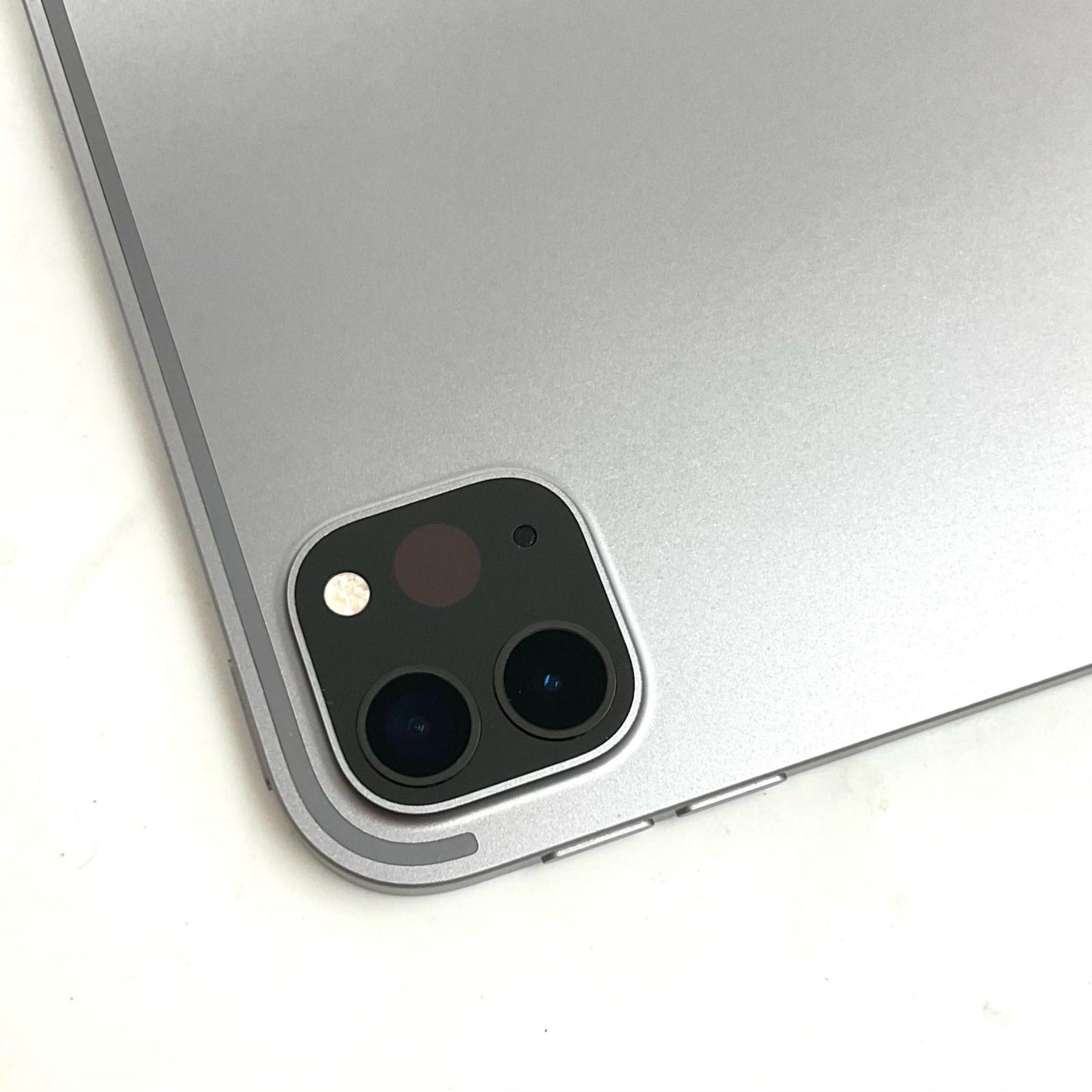 【全額返金保証】【最速発送】Apple iPad Pro 11インチ 第4世代 256GB スペースグレイ Wi-Fi 美品 動作確認済